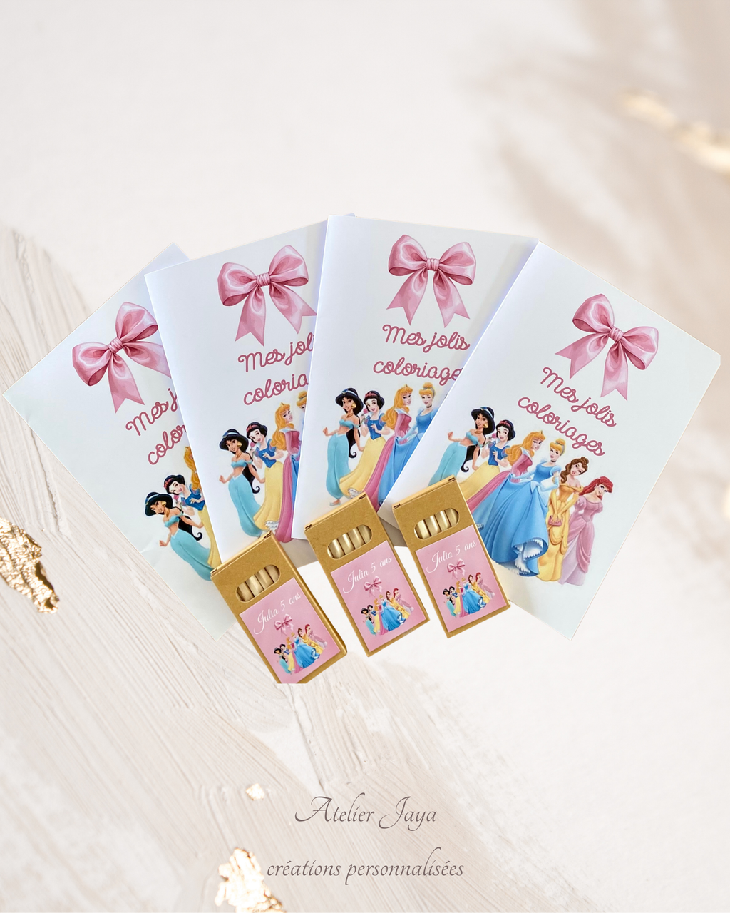 Carnet de coloriage & boîte de crayons personnalisée